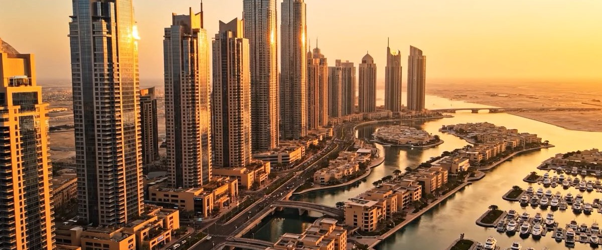 Una vista de Dubai Marina, United Arab Emirates.